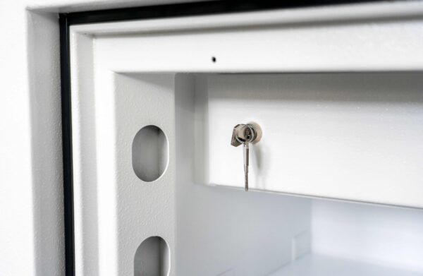 Wertschutzschrank RESIST 5-70 Combi Weiß – Widerstandsgrad V (5)